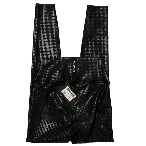 Peloton Show Up Digital Foil Legging - Picture 8 of 8